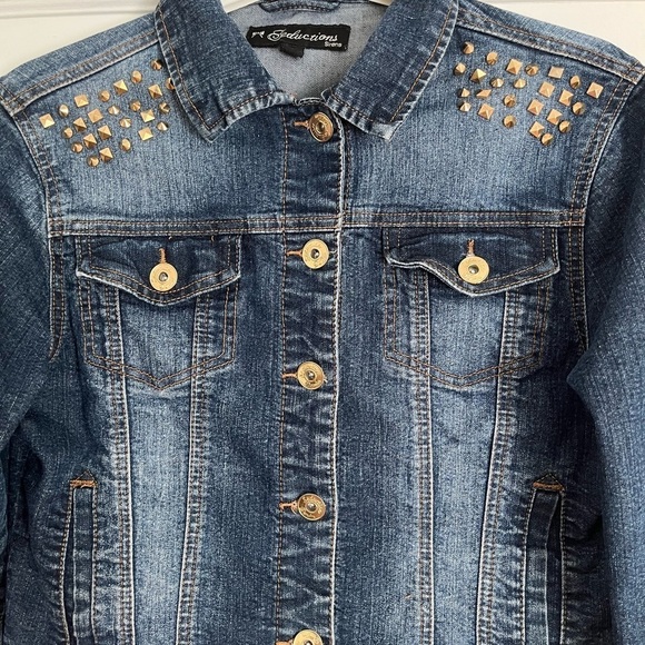 Seductions DENIM cropped Jean Jacket. Streetwear Gold decorative studs. Medium - Picture 6 of 14
